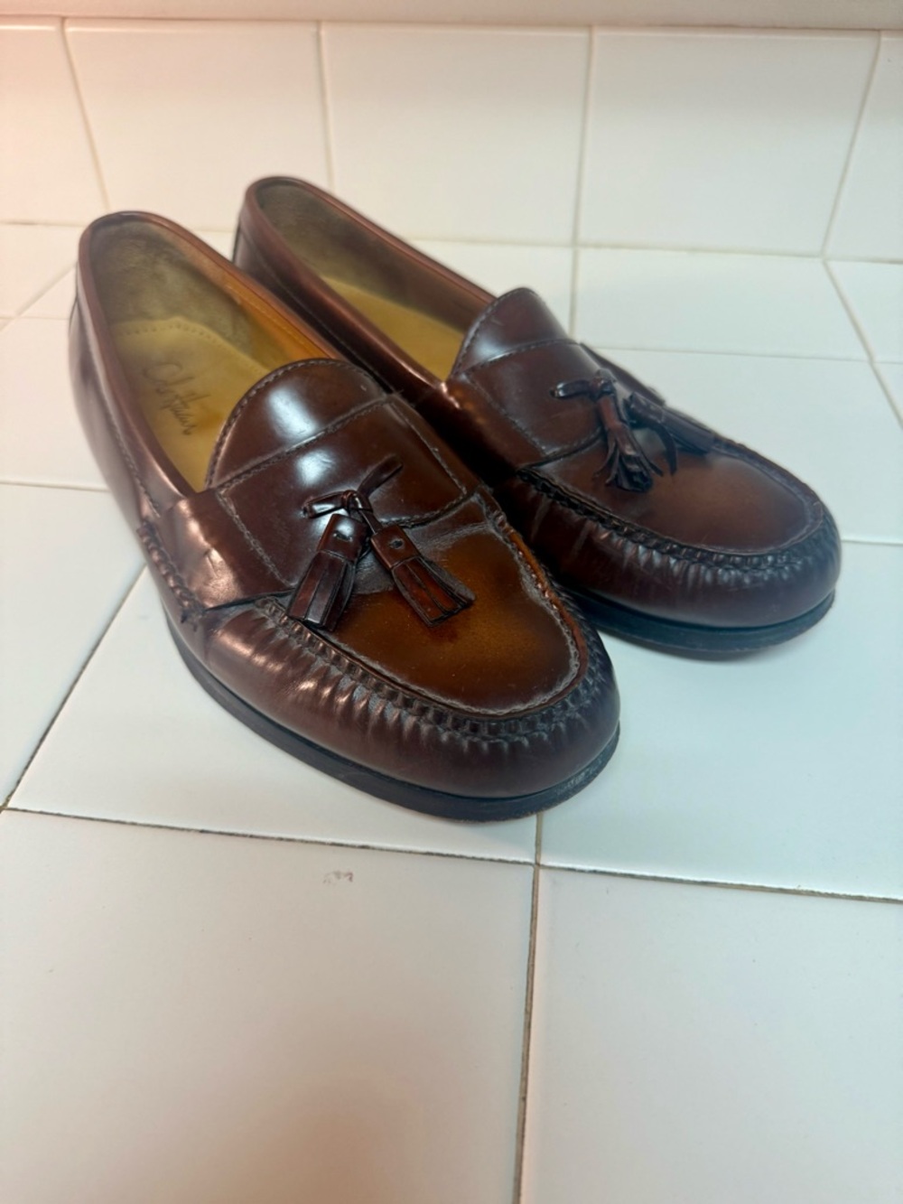 GUC Cole Haan Men's Pinch Tassel Loafers - Mahogany Leather (Size 13)